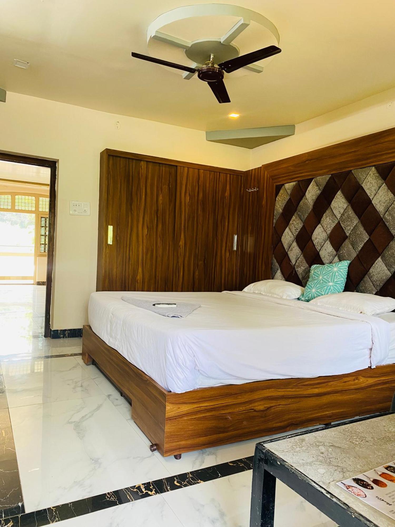Natures Nest Araku Resort Esterno foto